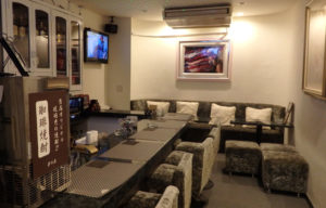 【高田馬場】夢の扉店内画像
